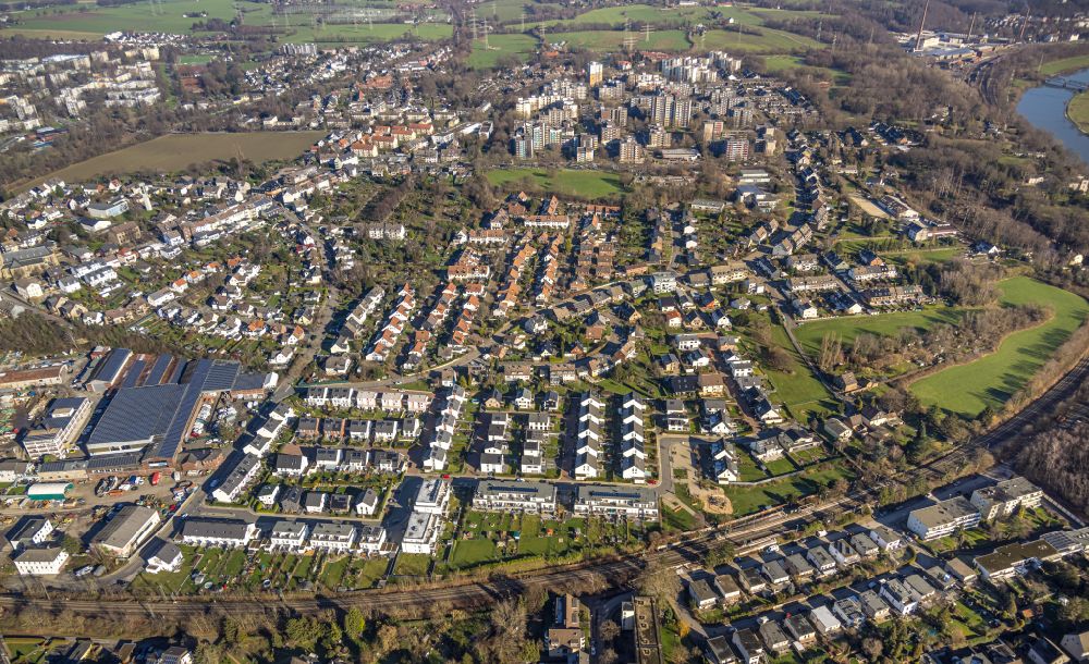 Luftaufnahme Essen - Wohngebiet einer Mehrfamilienhaussiedlung im Ortsteil Horst in Essen im Bundesland Nordrhein-Westfalen