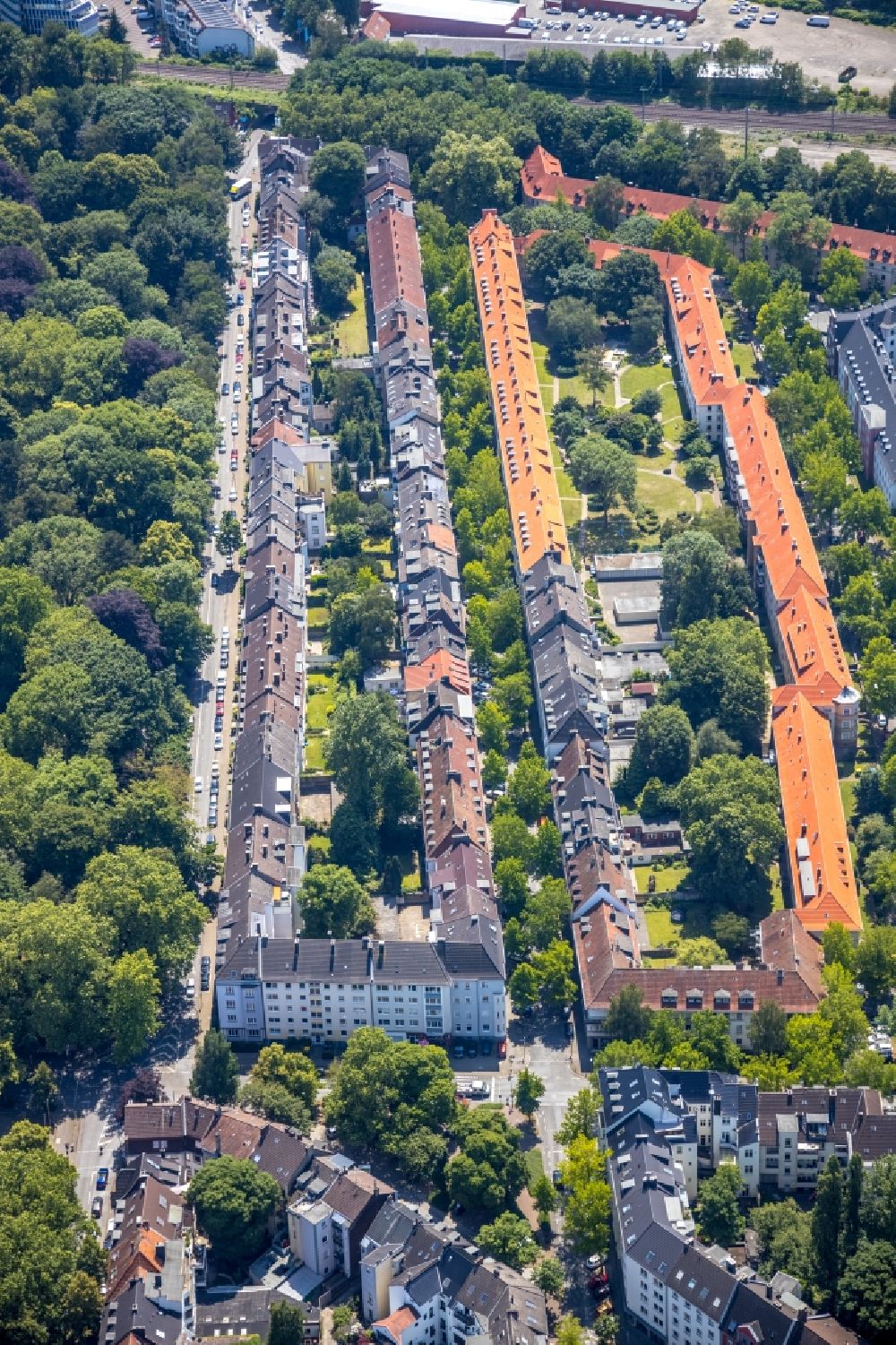 Luftbild Dortmund - Wohngebiet der Mehrfamilienhaussiedlung im Ortsteil Kaiserbrunnen in Dortmund im Bundesland Nordrhein-Westfalen, Deutschland