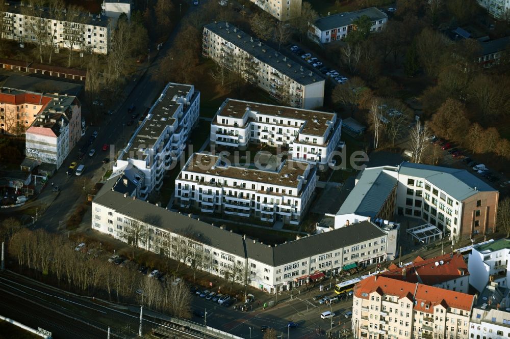 Berlin von oben - Wohngebiet einer Mehrfamilienhaussiedlung im Ortsteil Köpenick in Berlin, Deutschland