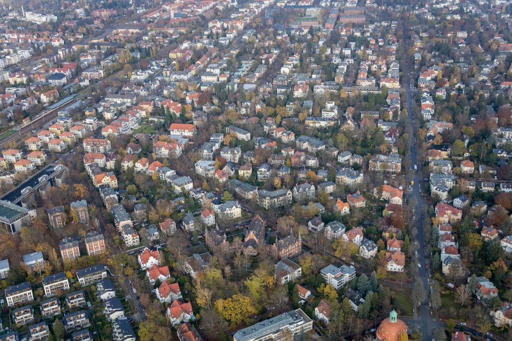 Luftaufnahme Berlin - Wohngebiet der Mehrfamilienhaussiedlung im Ortsteil Lichterfelde in Berlin, Deutschland