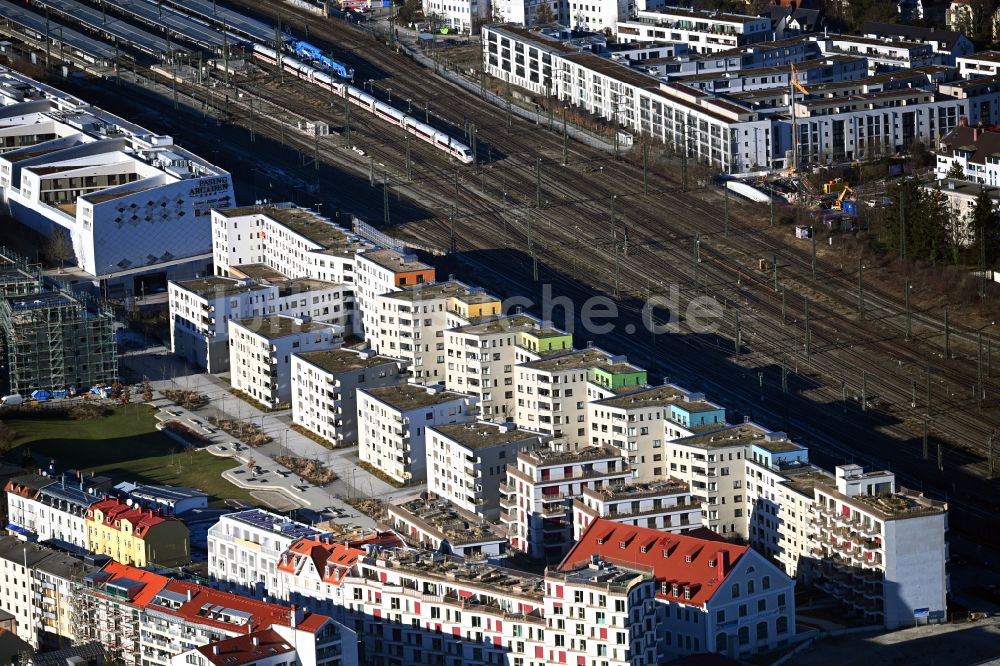 Luftbild München - Wohngebiet der Mehrfamilienhaussiedlung im Ortsteil Pasing-Obermenzing in München im Bundesland Bayern, Deutschland