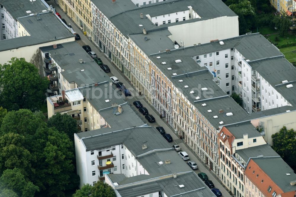 Luftbild Magdeburg - Wohngebiet einer Mehrfamilienhaussiedlung im Ortsteil Sudenburg in Magdeburg im Bundesland Sachsen-Anhalt, Deutschland