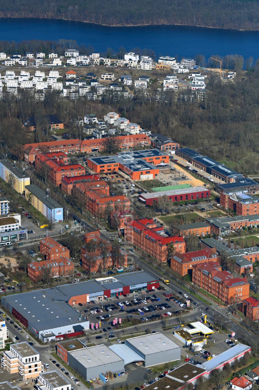 Luftaufnahme Potsdam - Wohngebiet der Mehrfamilienhaussiedlung Rote Kaserne in Potsdam im Bundesland Brandenburg, Deutschland