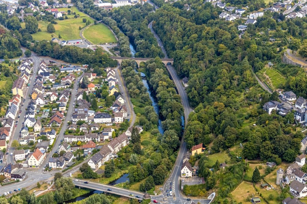Luftbild Arnsberg - Wohngebiet der Mehrfamilienhaussiedlung Unterm Römberge - Tiergartenstraße in Arnsberg im Bundesland Nordrhein-Westfalen, Deutschland