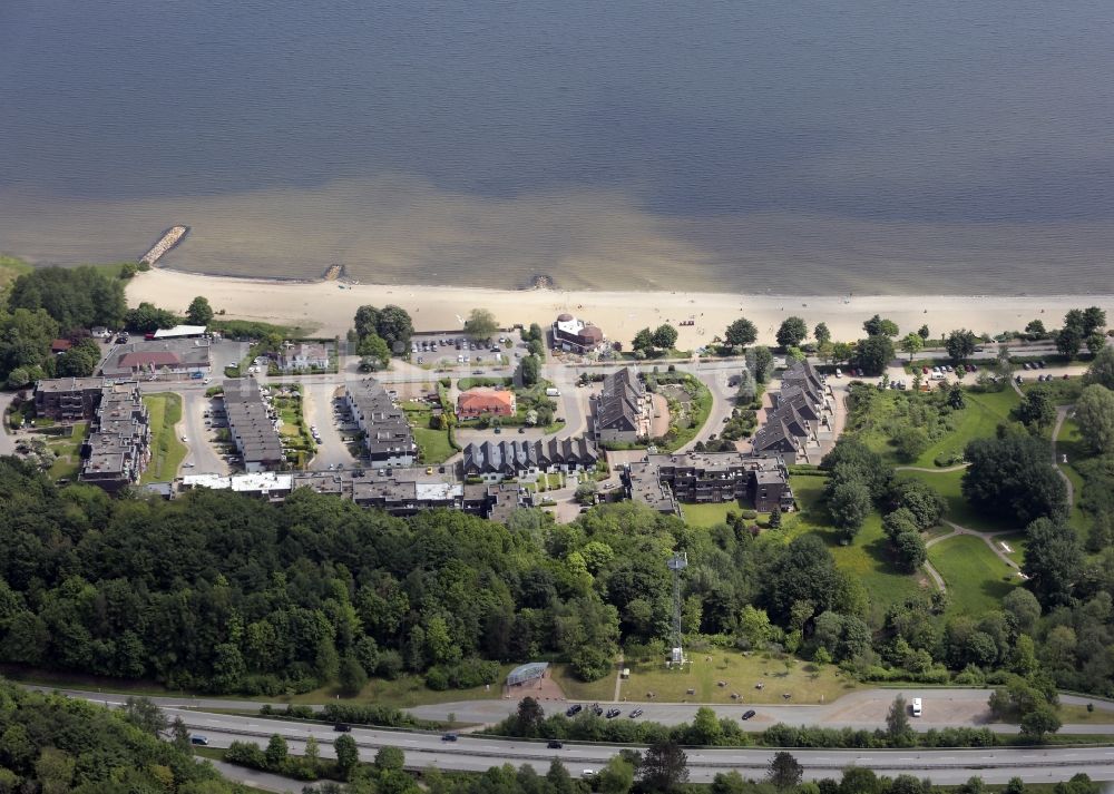 Luftaufnahme Harrislee - Wohngebiet einer Mehrfamilienhaussiedlung in Wassersleben in Harrislee im Bundesland Schleswig-Holstein