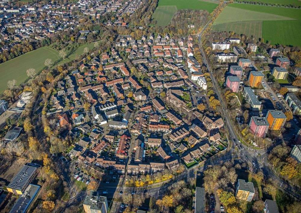 Luftaufnahme Moers - Wohngebiet einer Mehrfamilienhaussiedlung Willy-Brandt-Allee im Ortsteil Repelen in Moers im Bundesland Nordrhein-Westfalen