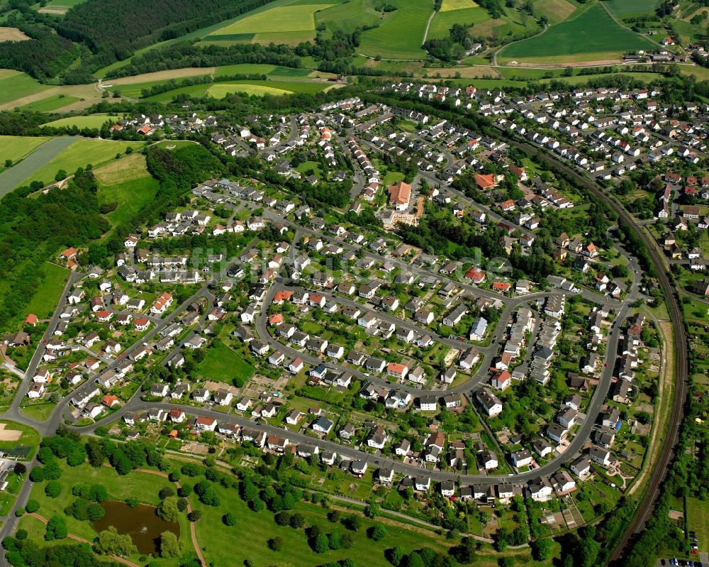 Bebra aus der Vogelperspektive: Wohngebiet - Mischbebauung der Mehr- und Einfamilienhaussiedlung in Bebra im Bundesland Hessen, Deutschland