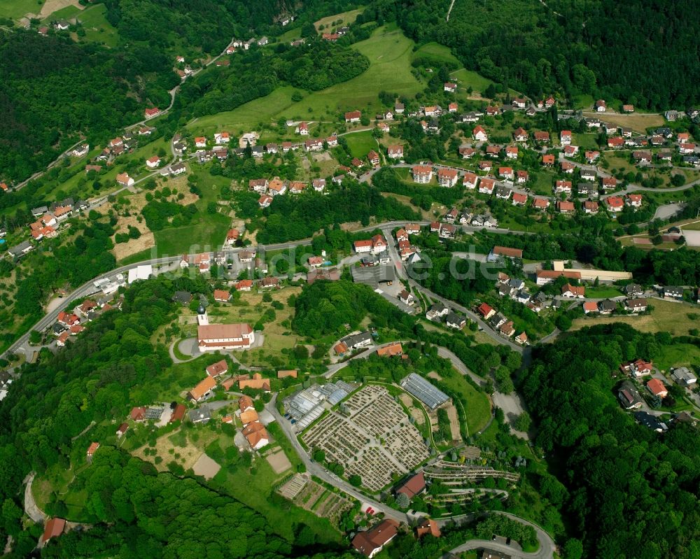 Luftaufnahme Bühlertal - Wohngebiet - Mischbebauung der Mehr- und Einfamilienhaussiedlung in Bühlertal im Bundesland Baden-Württemberg, Deutschland