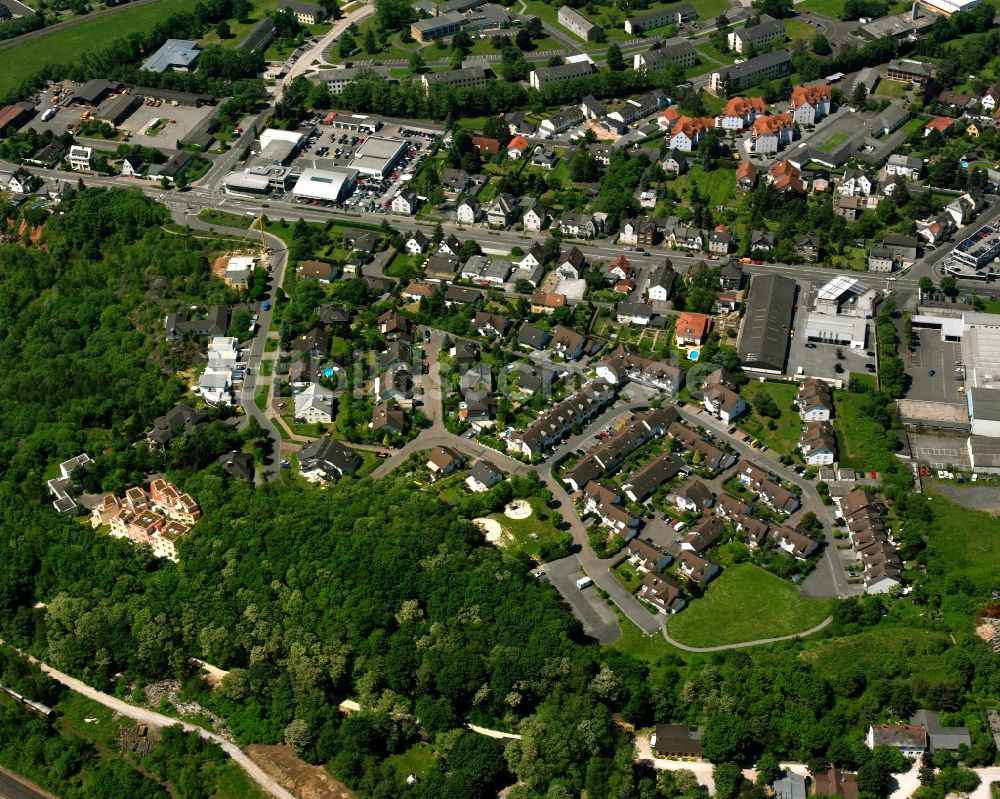 Luftaufnahme Blumenrod - Wohngebiet - Mischbebauung der Mehr- und Einfamilienhaussiedlung in Blumenrod im Bundesland Rheinland-Pfalz, Deutschland
