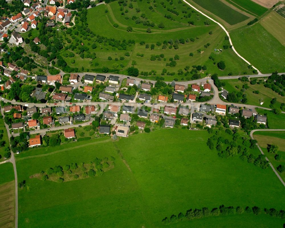 Deggingen von oben - Wohngebiet - Mischbebauung der Mehr- und Einfamilienhaussiedlung in Deggingen im Bundesland Baden-Württemberg, Deutschland