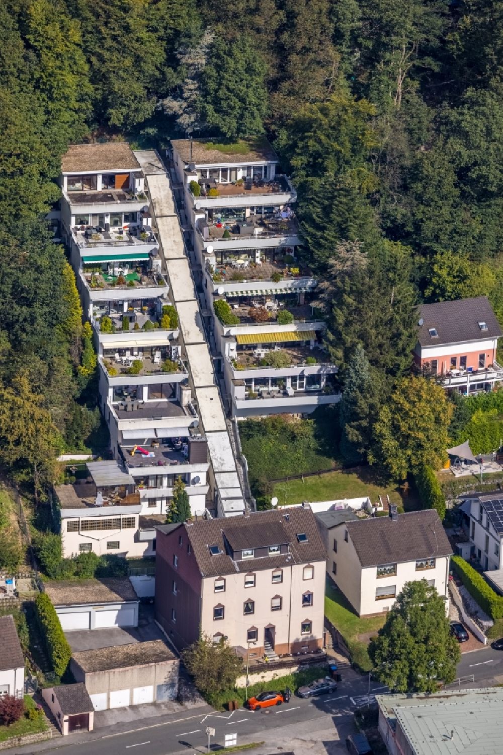 Luftbild Ennepetal - Wohngebiet - Mischbebauung der Mehr- und Einfamilienhaussiedlung in Ennepetal im Bundesland Nordrhein-Westfalen, Deutschland