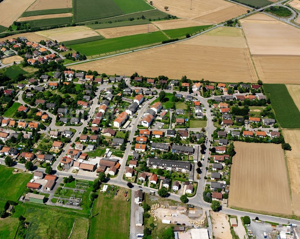 Luftaufnahme Eppingen - Wohngebiet - Mischbebauung der Mehr- und Einfamilienhaussiedlung in Eppingen im Bundesland Baden-Württemberg, Deutschland