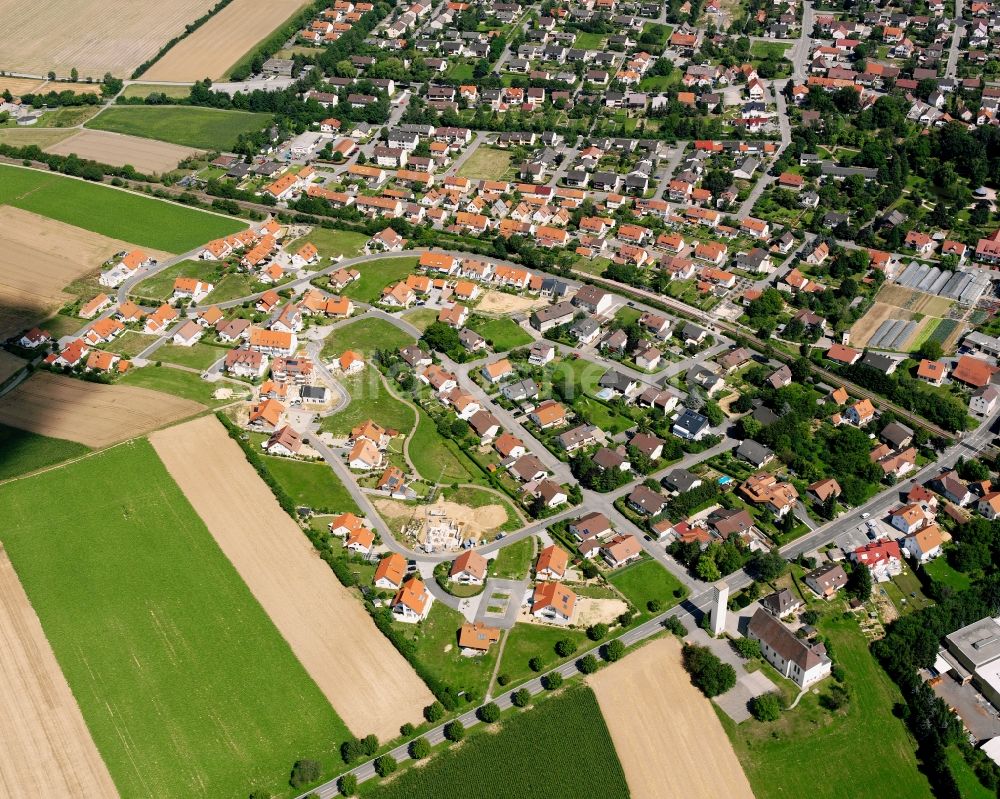 Luftaufnahme Gemmingen - Wohngebiet - Mischbebauung der Mehr- und Einfamilienhaussiedlung in Gemmingen im Bundesland Baden-Württemberg, Deutschland