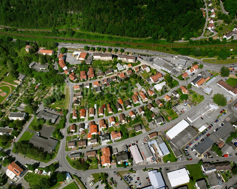 Gippingen von oben - Wohngebiet - Mischbebauung der Mehr- und Einfamilienhaussiedlung in Gippingen im Bundesland Baden-Württemberg, Deutschland