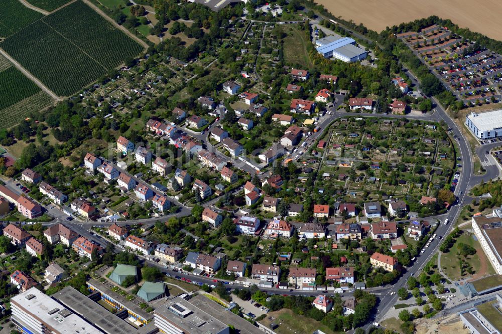 Grombühl von oben - Wohngebiet - Mischbebauung der Mehr- und Einfamilienhaussiedlung in Grombühl im Bundesland Bayern, Deutschland
