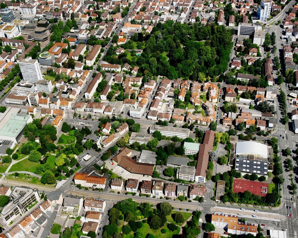 Heilbronn von oben - Wohngebiet - Mischbebauung der Mehr- und Einfamilienhaussiedlung in Heilbronn im Bundesland Baden-Württemberg, Deutschland