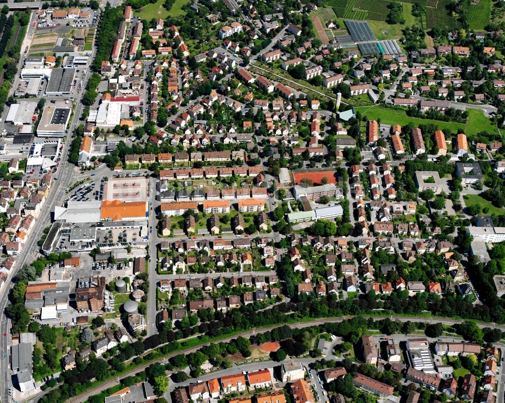 Heilbronn aus der Vogelperspektive: Wohngebiet - Mischbebauung der Mehr- und Einfamilienhaussiedlung in Heilbronn im Bundesland Baden-Württemberg, Deutschland