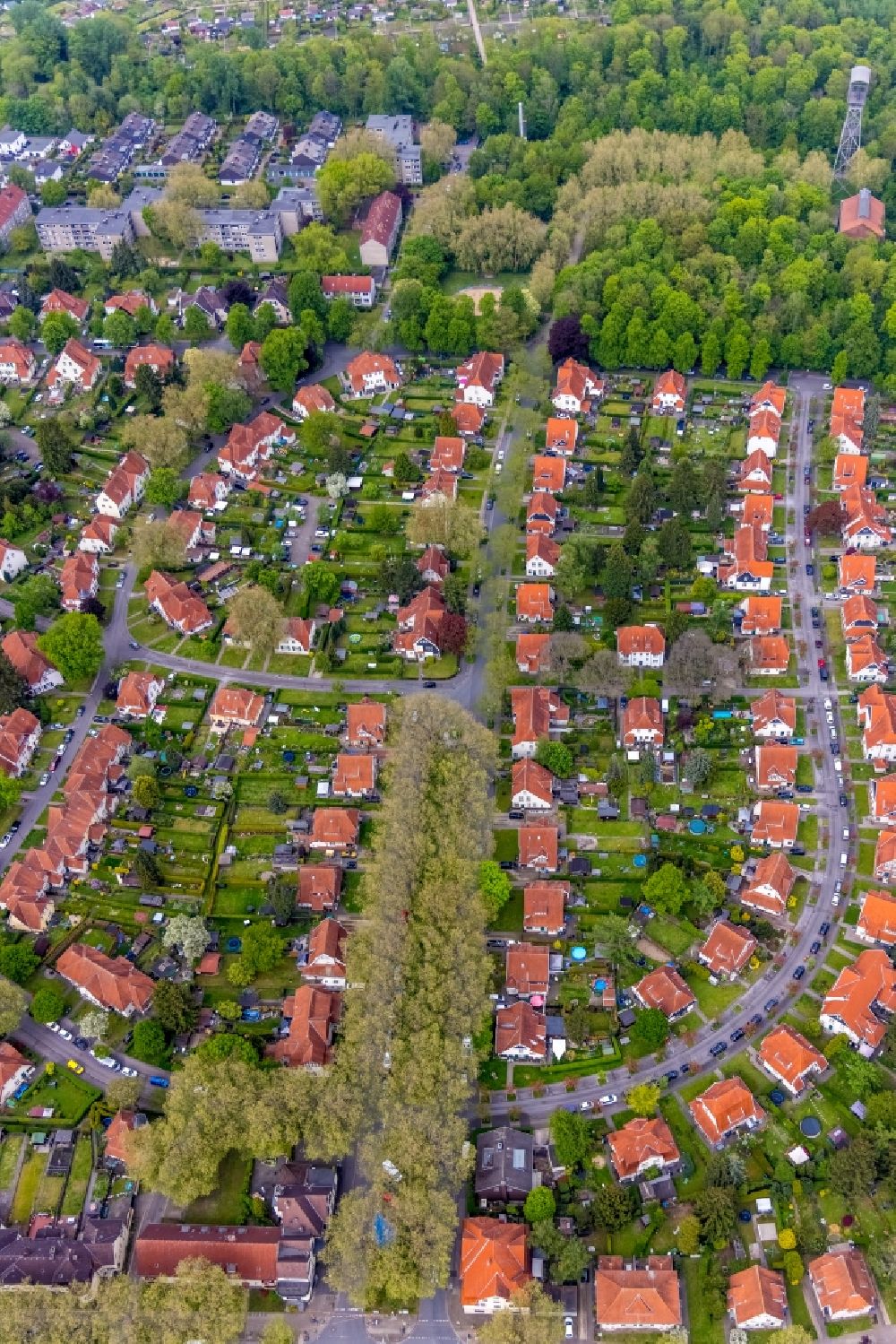 Herne von oben - Wohngebiet - Mischbebauung der Mehr- und Einfamilienhaussiedlung in Herne im Bundesland Nordrhein-Westfalen, Deutschland