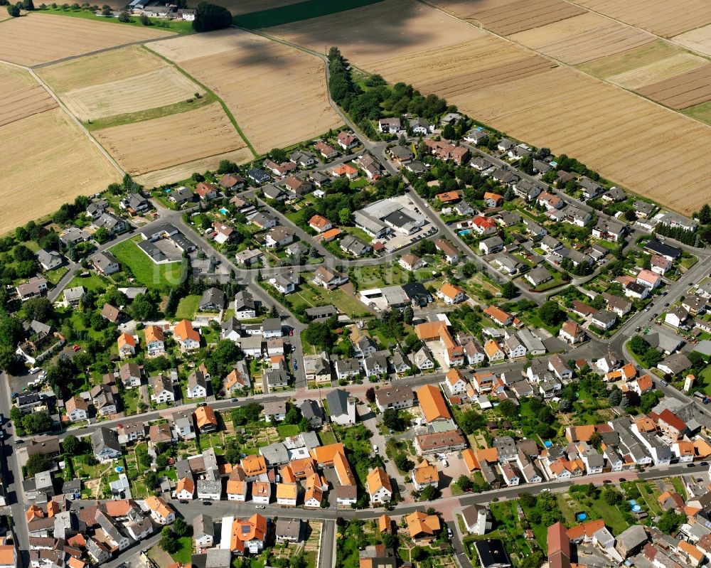 Holzheim von oben - Wohngebiet - Mischbebauung der Mehr- und Einfamilienhaussiedlung in Holzheim im Bundesland Hessen, Deutschland