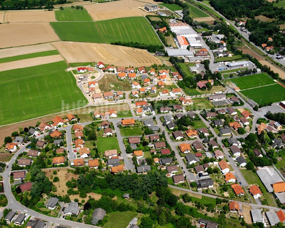 Luftaufnahme Ittlingen - Wohngebiet - Mischbebauung der Mehr- und Einfamilienhaussiedlung in Ittlingen im Bundesland Baden-Württemberg, Deutschland