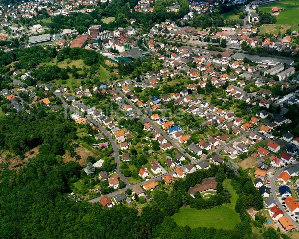 Luftbild Langsdorf - Wohngebiet - Mischbebauung der Mehr- und Einfamilienhaussiedlung in Langsdorf im Bundesland Hessen, Deutschland