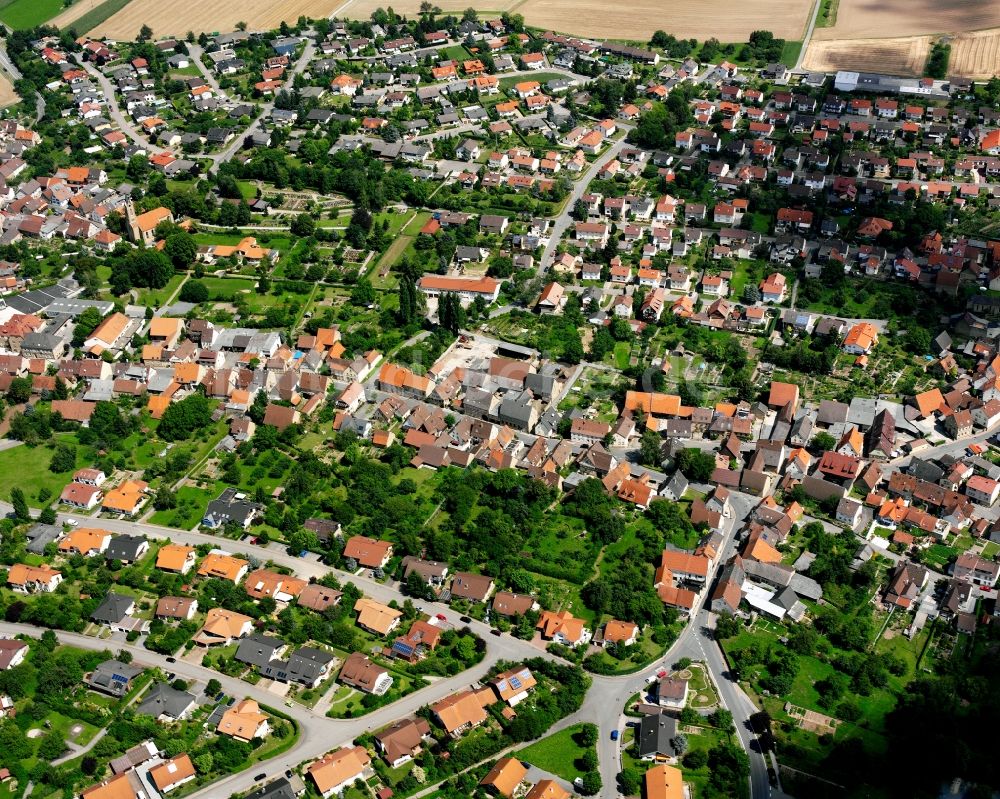 Luftaufnahme Mühlbach - Wohngebiet - Mischbebauung der Mehr- und Einfamilienhaussiedlung in Mühlbach im Bundesland Baden-Württemberg, Deutschland