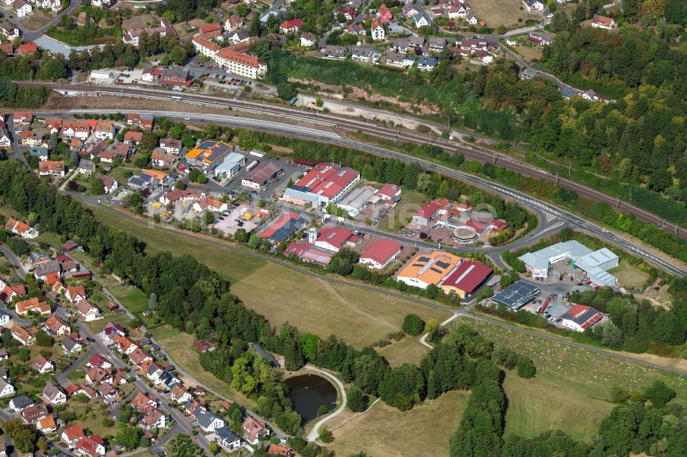 Luftaufnahme Partenstein - Wohngebiet - Mischbebauung der Mehr- und Einfamilienhaussiedlung in Partenstein im Bundesland Bayern, Deutschland