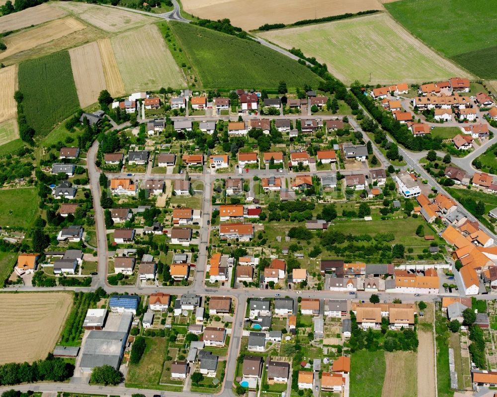 Luftaufnahme Rohrbach - Wohngebiet - Mischbebauung der Mehr- und Einfamilienhaussiedlung in Rohrbach im Bundesland Baden-Württemberg, Deutschland