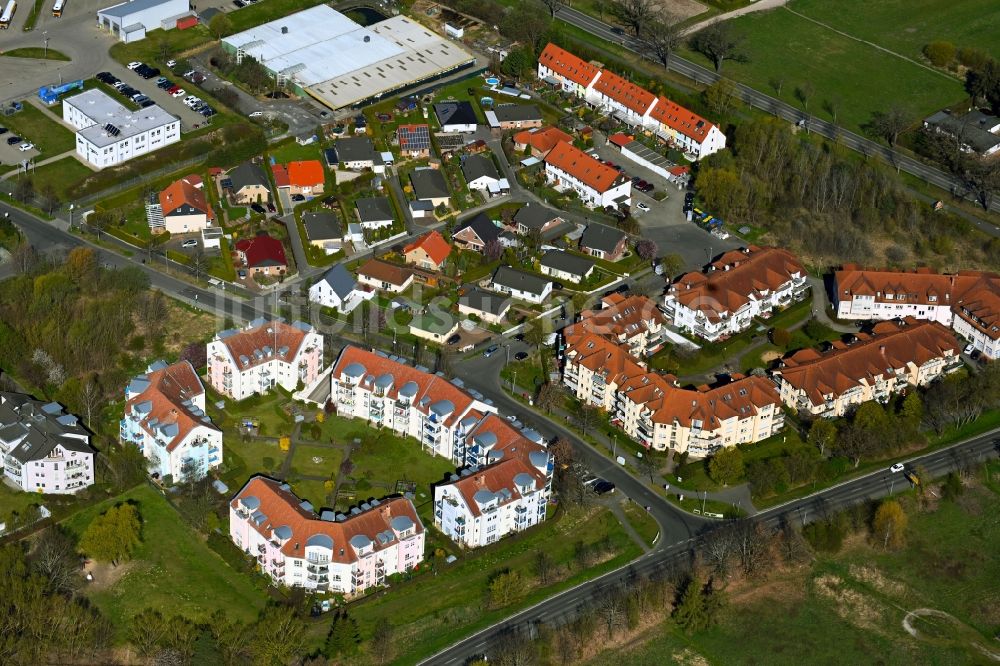 Seefeld aus der Vogelperspektive: Wohngebiet - Mischbebauung der Mehr- und Einfamilienhaussiedlung in Seefeld im Bundesland Brandenburg, Deutschland