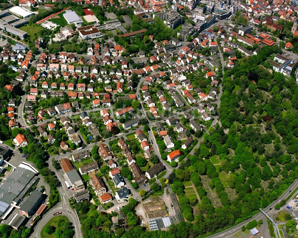 Waiblingen von oben - Wohngebiet - Mischbebauung der Mehr- und Einfamilienhaussiedlung in Waiblingen im Bundesland Baden-Württemberg, Deutschland