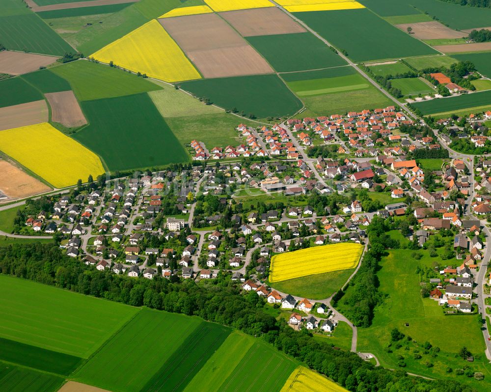 Luftbild Warthausen - Wohngebiet - Mischbebauung der Mehr- und Einfamilienhaussiedlung in Warthausen im Bundesland Baden-Württemberg, Deutschland