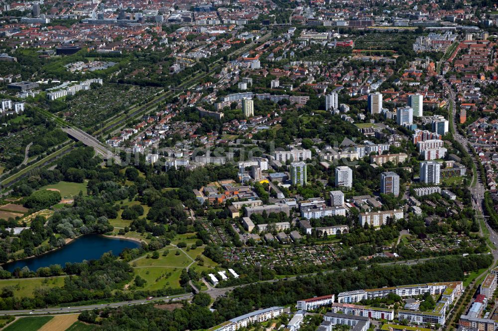 Luftbild Weingarten - Wohngebiet - Mischbebauung der Mehr- und Einfamilienhaussiedlung in Weingarten im Bundesland Baden-Württemberg, Deutschland