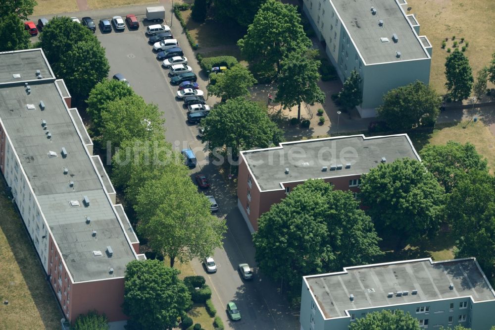 Luftaufnahme Garbsen - Wohngebiet und Ortsteil Auf der Horst in Garbsen im Bundesland Niedersachsen