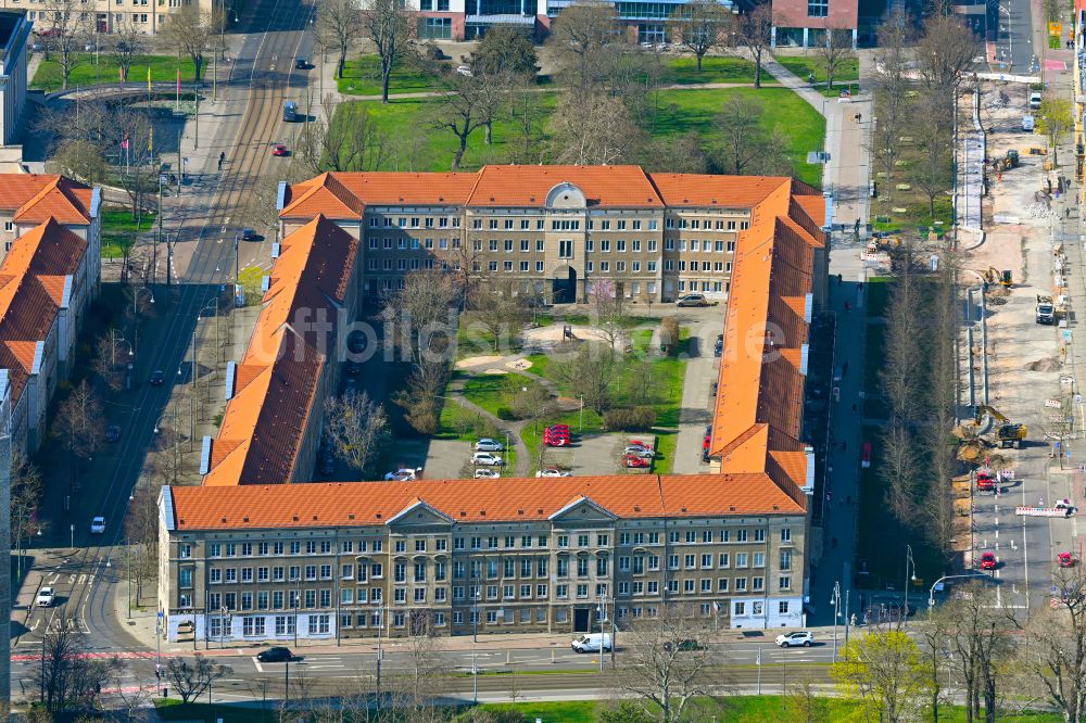 Dessau von oben - Wohngebiet einer Reihenhaus- Siedlung in Dessau im Bundesland Sachsen-Anhalt, Deutschland