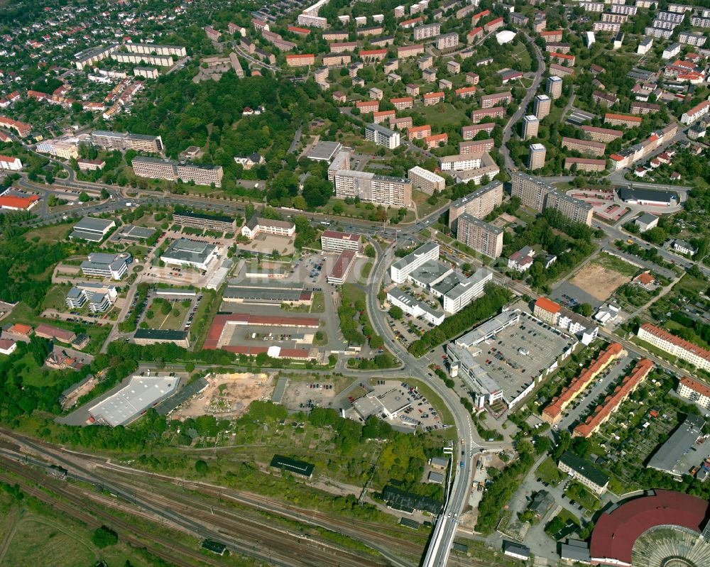 Luftaufnahme Gera - Wohngebiet einer Reihenhaus- Siedlung in Gera im Bundesland Thüringen, Deutschland