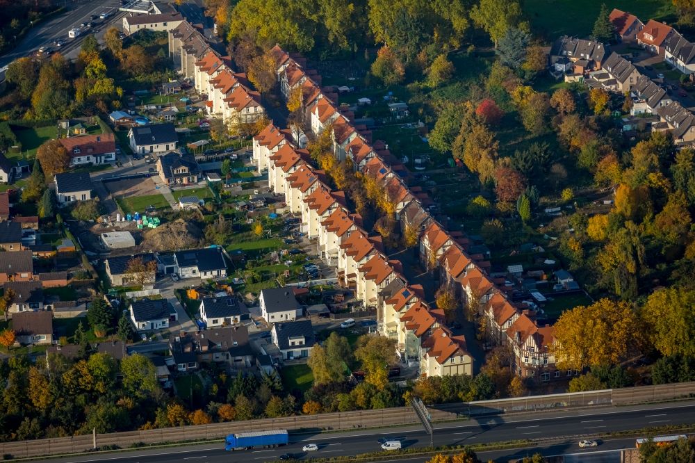 Luftbild Gladbeck - Wohngebiet einer Reihenhaus- Siedlung in Gladbeck im Bundesland Nordrhein-Westfalen