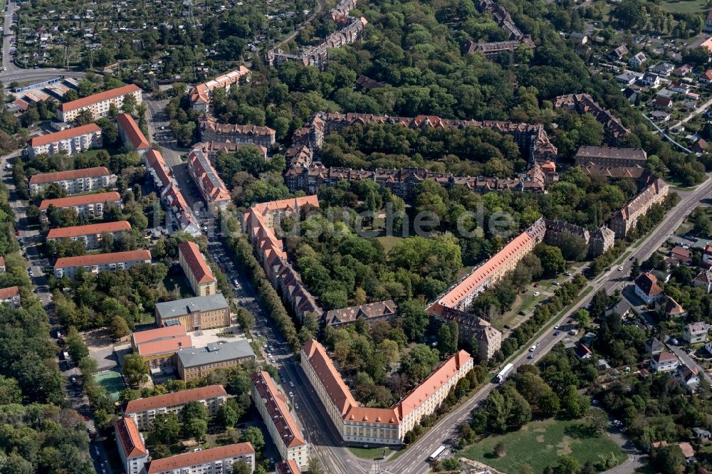 Leipzig von oben - Wohngebiet einer Reihenhaus- Siedlung Herrmann-Meyer-Straße in Leipzig im Bundesland Sachsen, Deutschland