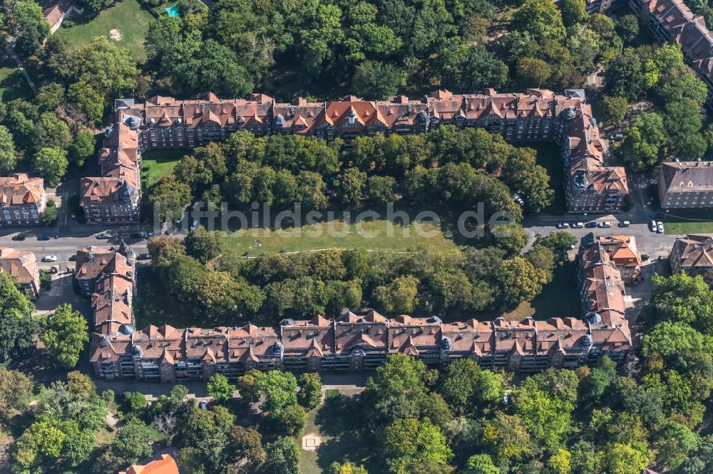 Luftaufnahme Leipzig - Wohngebiet einer Reihenhaus- Siedlung Herrmann-Meyer-Straße in Leipzig im Bundesland Sachsen, Deutschland