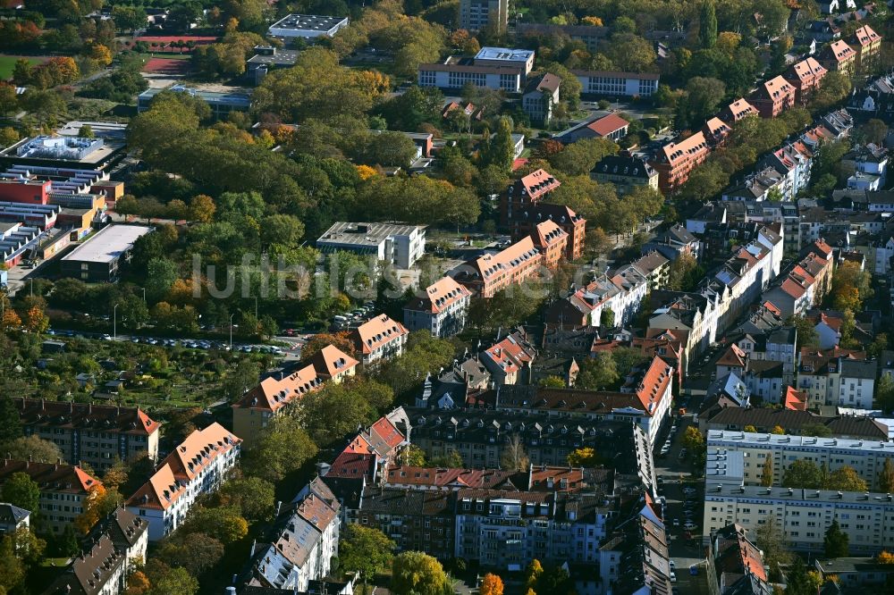 Luftbild Darmstadt - Wohngebiet einer Reihenhaus- Siedlung Am Rhöhnring in Darmstadt im Bundesland Hessen, Deutschland