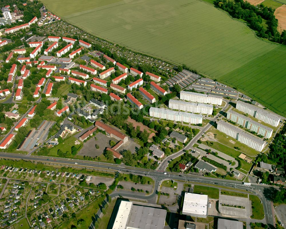 Luftbild Riesa - Wohngebiet einer Reihenhaus- Siedlung in Riesa im Bundesland Sachsen, Deutschland