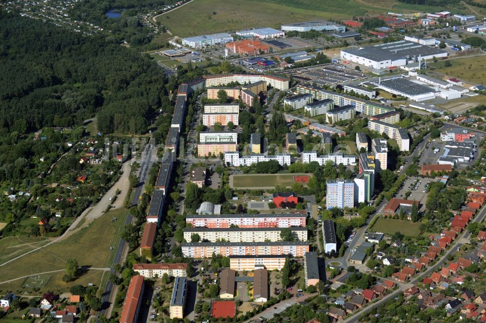 Luftbild Waren (Müritz) - Wohngebiet im Westen von Waren (Müritz) im Bundesland Mecklenburg-Vorpommern