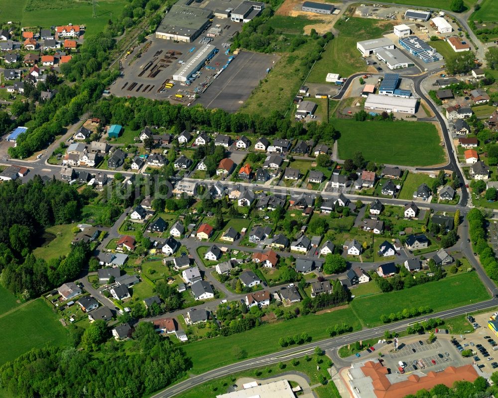 Luftaufnahme Höhn - Wohngebiet im Zentrum der Ortsgemeinde Höhn im Bundesland Rheinland-Pfalz