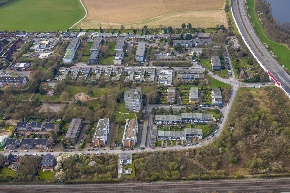 Luftbild Duisburg - Wohngebiets- Siedlung Am Böllert - Zur Kaffeehött in Duisburg im Bundesland Nordrhein-Westfalen, Deutschland