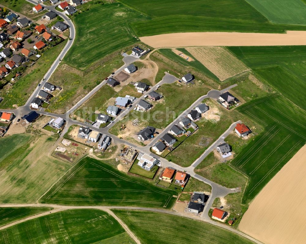 Luftaufnahme Kruft - Wohngebiets- Siedlung in Kruft im Bundesland Rheinland-Pfalz