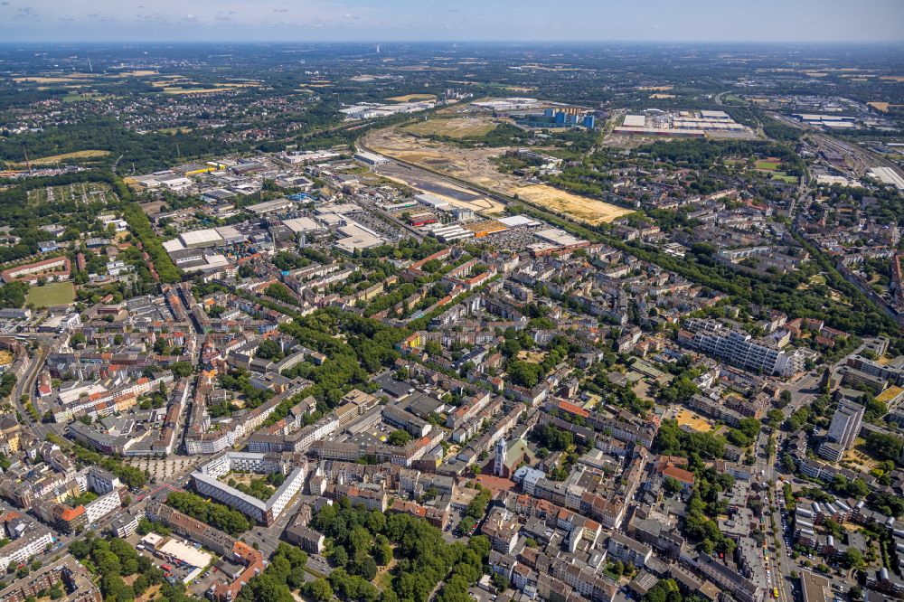 Dortmund von oben - Wohngebiets- Siedlung am Park Nordmarkt in Dortmund im Bundesland Nordrhein-Westfalen, Deutschland