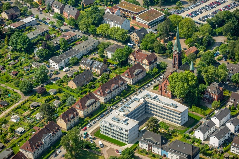 Luftbild Bochum - Wohngebiets- Siedlung an der Petrikirche in Bochum im Bundesland Nordrhein-Westfalen, Deutschland