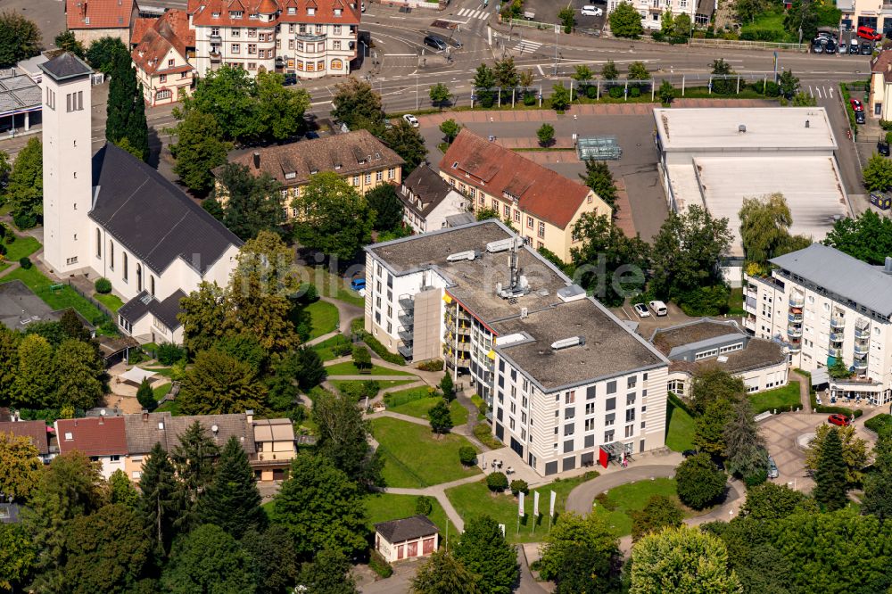 Luftbild Lahr/Schwarzwald - Wohnheim Wohnpflegeheim - Gebäude Caritashaus Sancta Maria in Lahr/Schwarzwald im Bundesland Baden-Württemberg, Deutschland