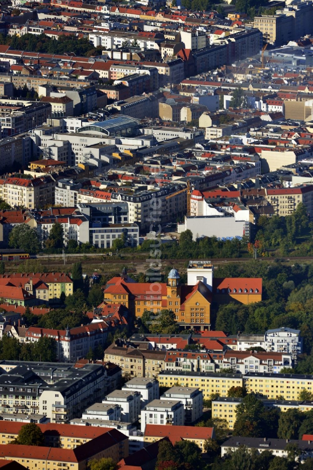 Luftaufnahme Berlin Lichtenberg - Wohnneubau - Siedlung mit Mehrfamilienhäusern an der Möllendorfstraße in Berlin Lichtenberg