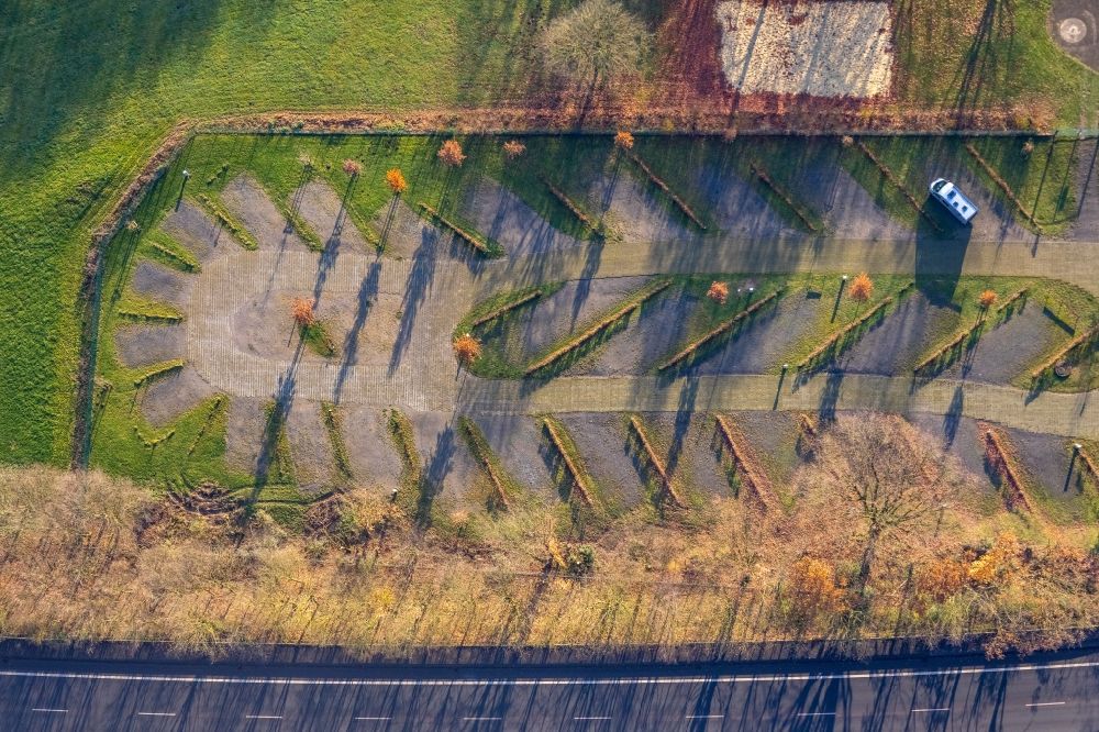 Luftbild Haltern am See - Wohnwagen und Wohnmobile auf dem Wohnmobilstellplatz in Haltern am See im Bundesland Nordrhein-Westfalen, Deutschland