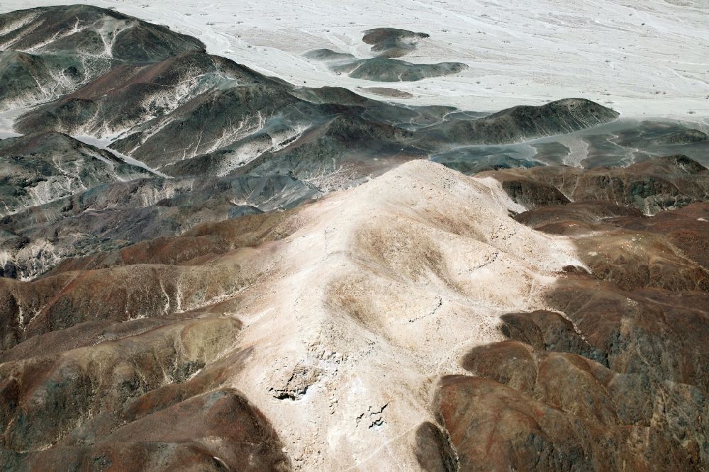 Luftbild Nasca - Wüsten- Landschaft in Nasca in Ica, Peru,
